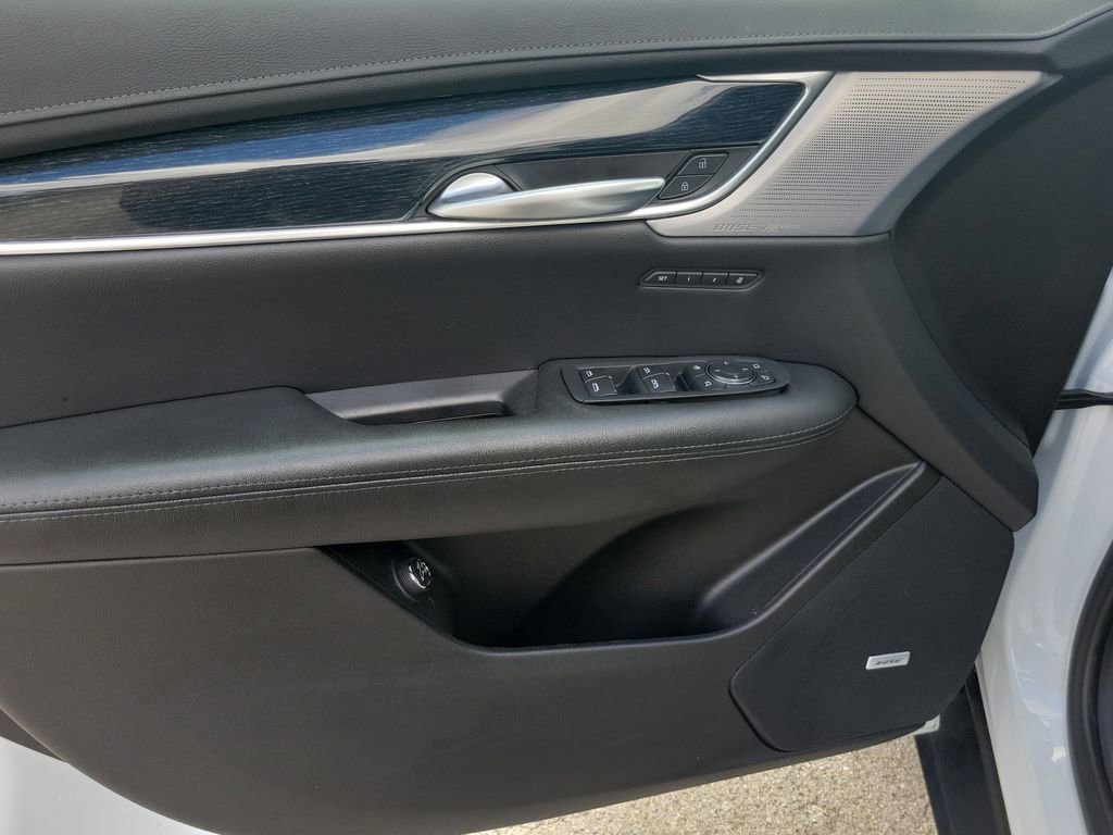 Used 2025 Cadillac XT5 Premium Luxury image 19