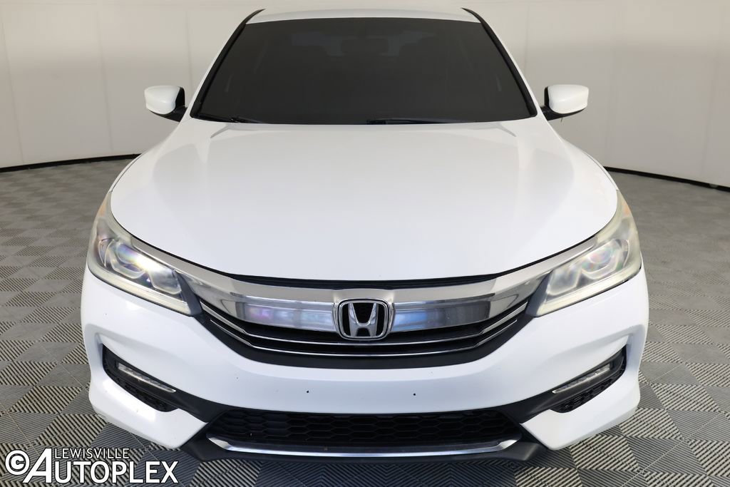 Used 2016 Honda Accord Sport image 2