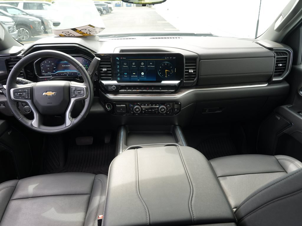 Certified 2025 Chevrolet Silverado 3500 LTZ w/ LTZ Plus Package AWD/4WD image 25