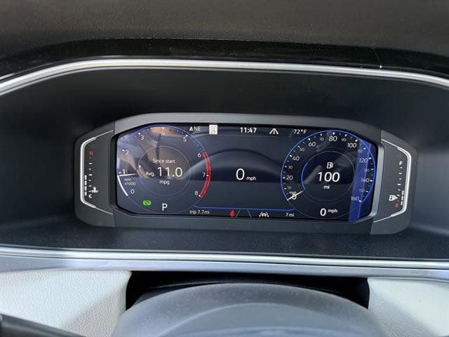 New 2025 Volkswagen Taos SEL image 27
