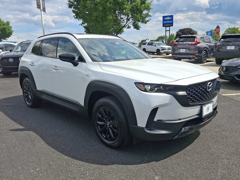 Used 2025 MAZDA CX-50 AWD 2.5 Hybrid w/ Premium Pkg image 3