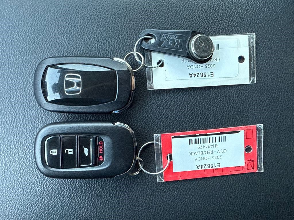 Certified 2025 Honda CR-V LX image 4