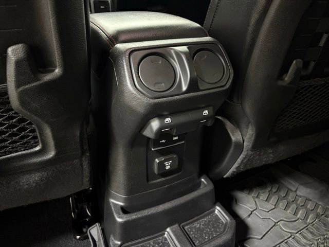 Used 2018 Jeep Wrangler Unlimited Rubicon image 23