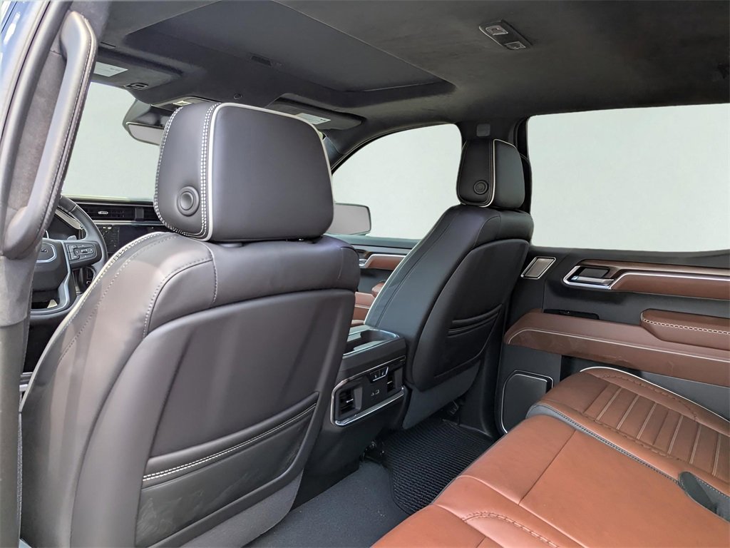 New 2025 GMC Sierra 1500 Denali Ultimate image 9