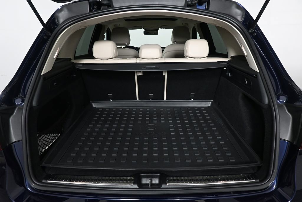 Certified 2022 Mercedes-Benz GLC 300 image 30