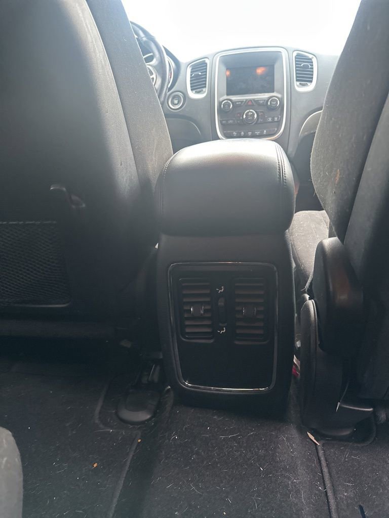 Used 2019 Dodge Durango SXT image 24