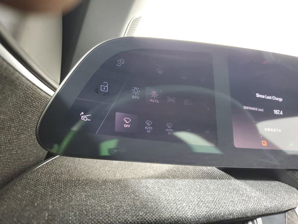 Used 2025 Lucid Air Pure image 34