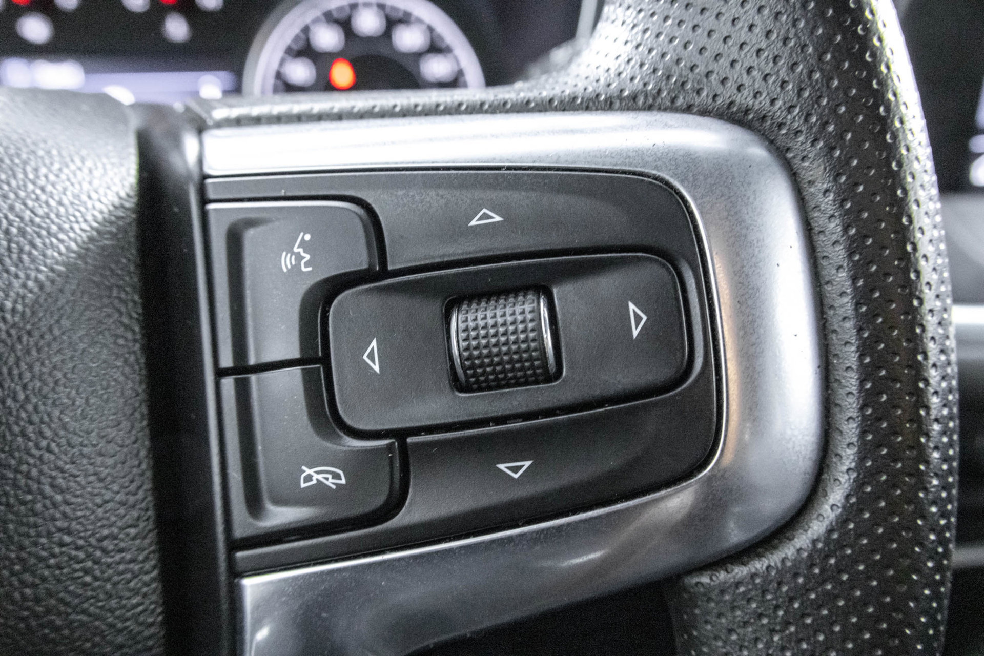 Used 2022 Chevrolet Blazer LT AWD/4WD image 28