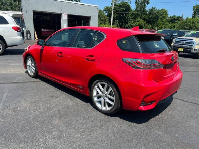 Used 2017 Lexus CT 200h FWD image 4