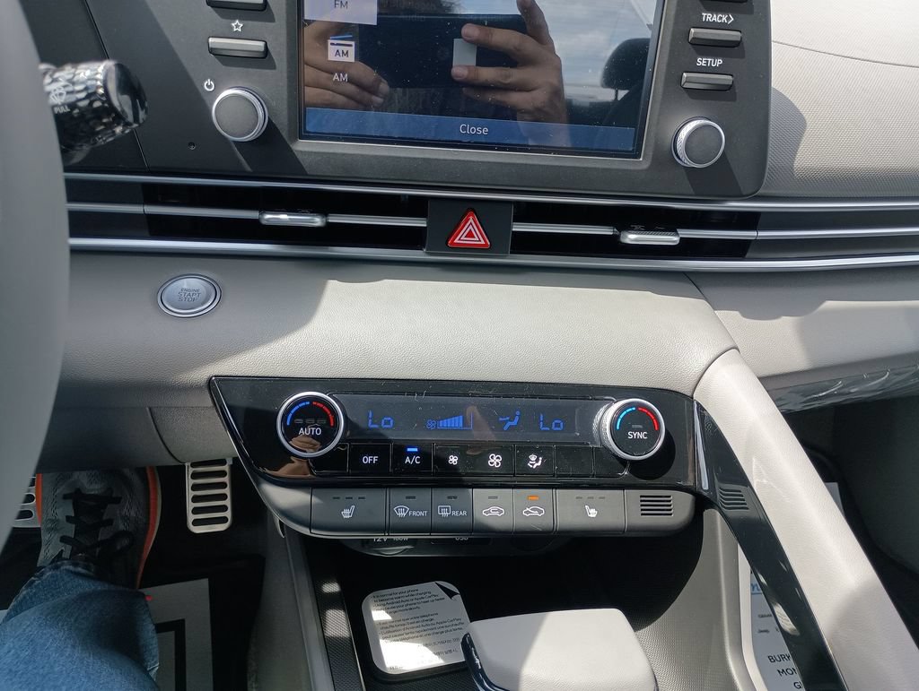 New 2026 Hyundai Elantra SEL Sport Premium FWD image 25