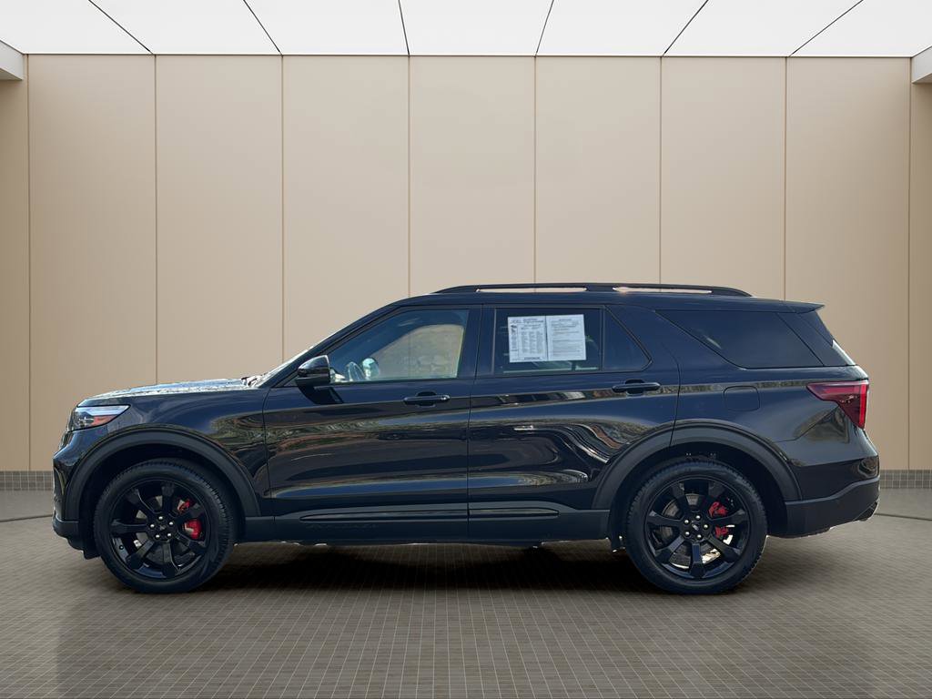 Used 2023 Ford Explorer ST w/ Equipment Group 401A image 2