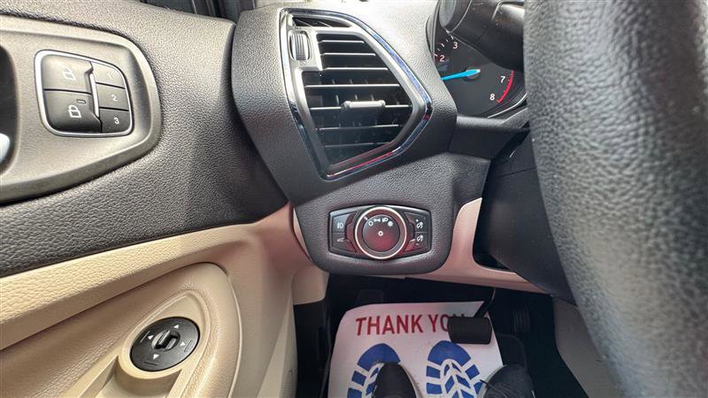 Used 2019 Ford Escape Titanium AWD/4WD image 36