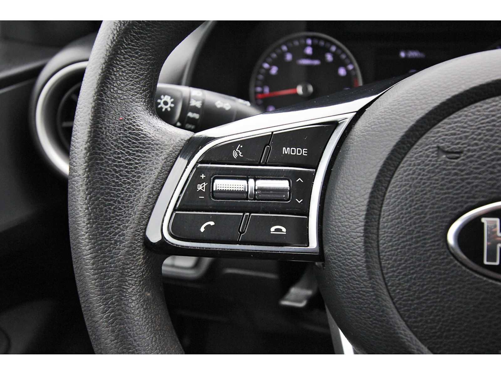 Used 2021 Kia Forte LXS FWD image 15