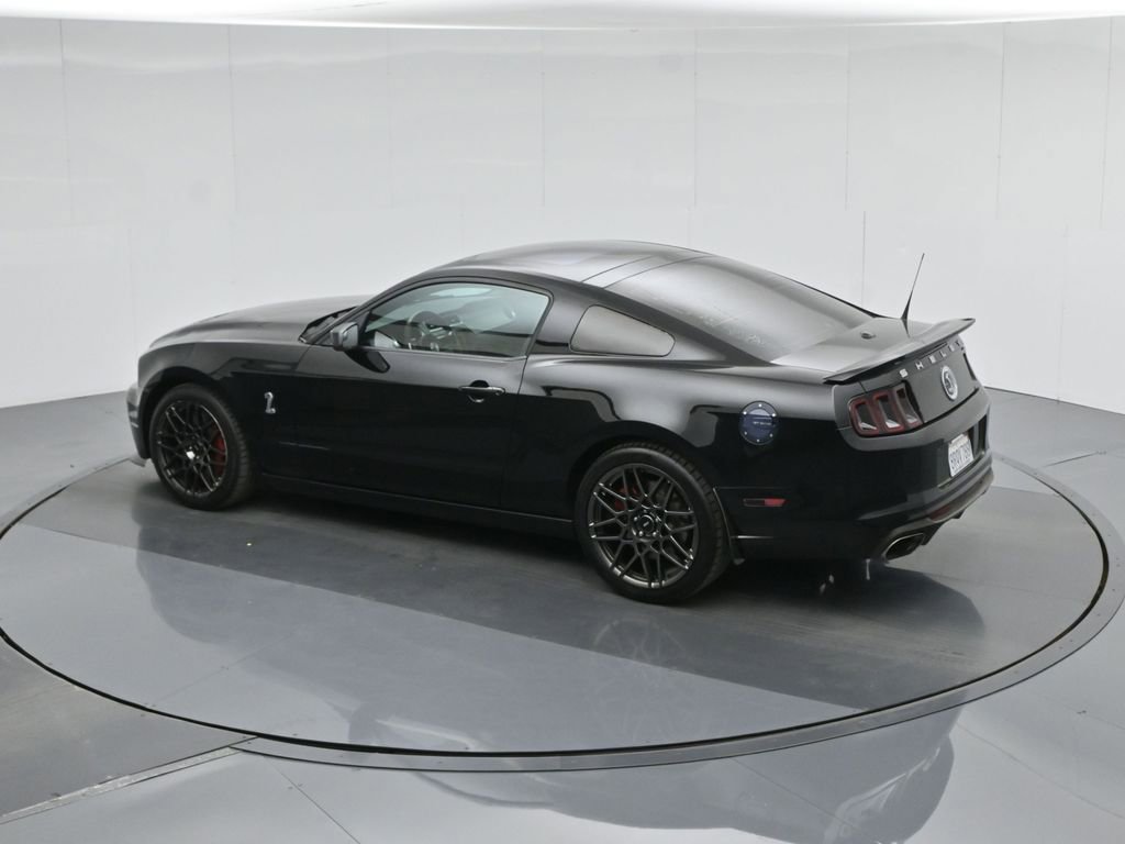 Used 2014 Ford Mustang Shelby GT500 w/ Equipment Group 821A image 40