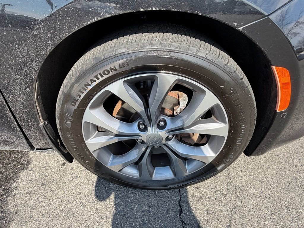 Used 2020 Chrysler Pacifica Limited image 15