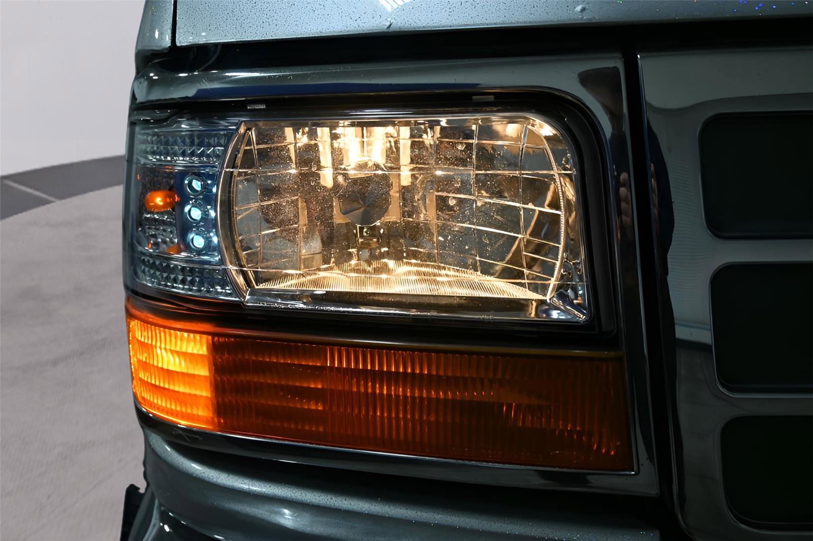 Used 1993 Ford Bronco image 20