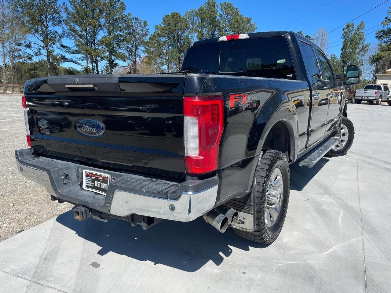 Used 2019 Ford F350 Lariat w/ Lariat Ultimate Package image 6