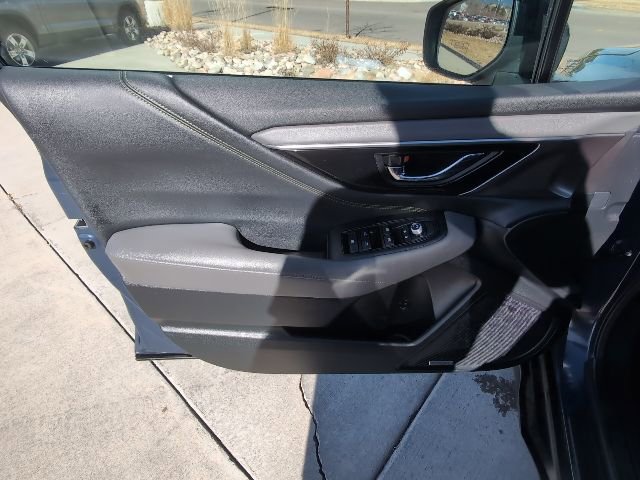Used 2025 Subaru Outback Onyx Edition image 10