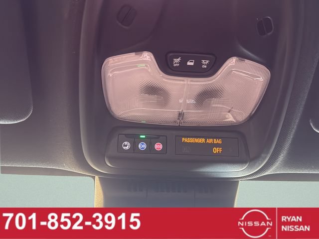 Used 2024 GMC Canyon AT4 w/ Canyon Safety Plus Package AWD/4WD image 18