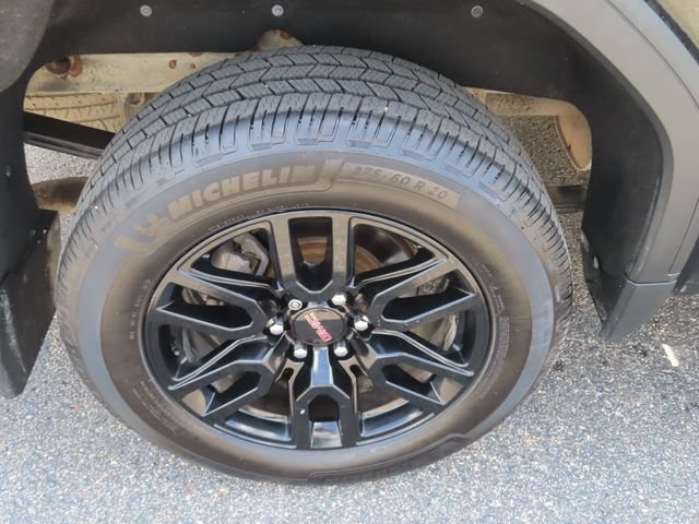Used 2020 GMC Sierra 1500 Elevation w/ Elevation Value Package AWD/4WD image 14