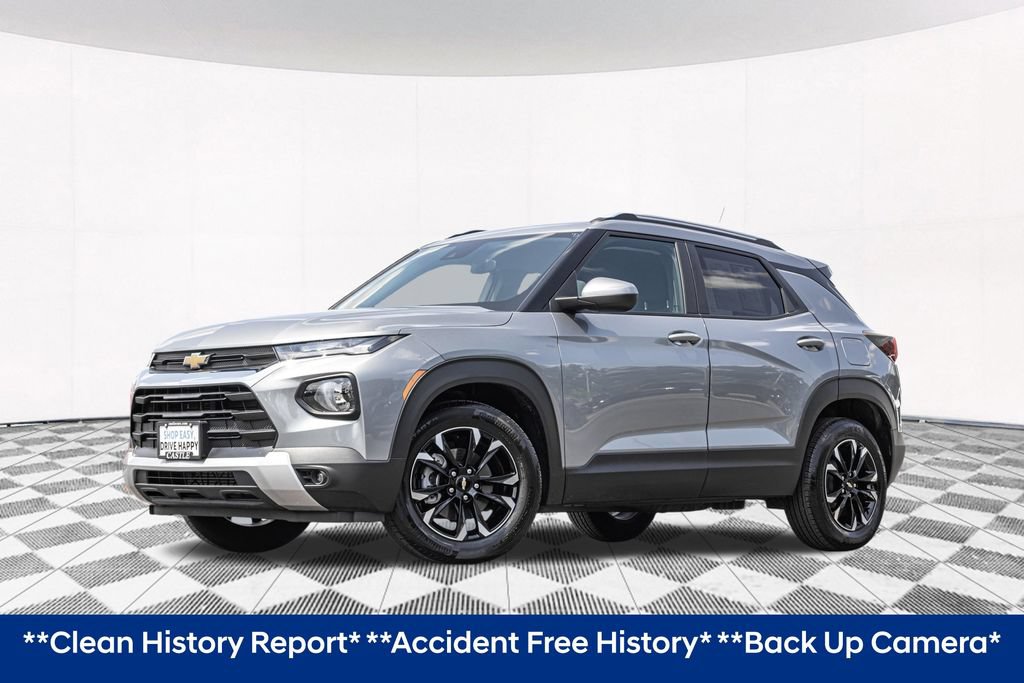 Used 2023 Chevrolet TrailBlazer LT FWD image 2