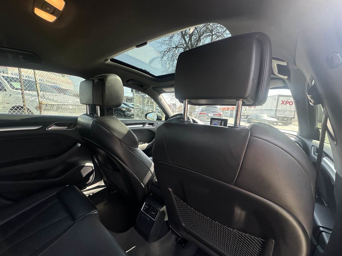 Used 2017 Audi A3 2.0T Premium w/ Convenience Package image 31