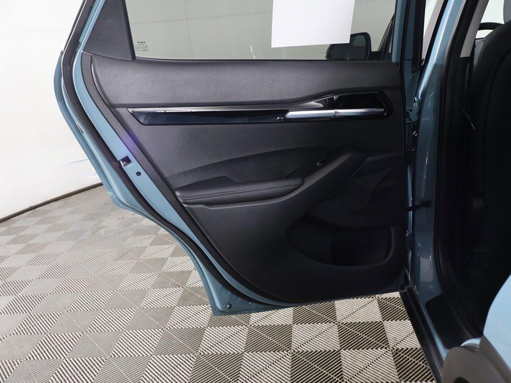 Used 2025 Kia Seltos S image 24