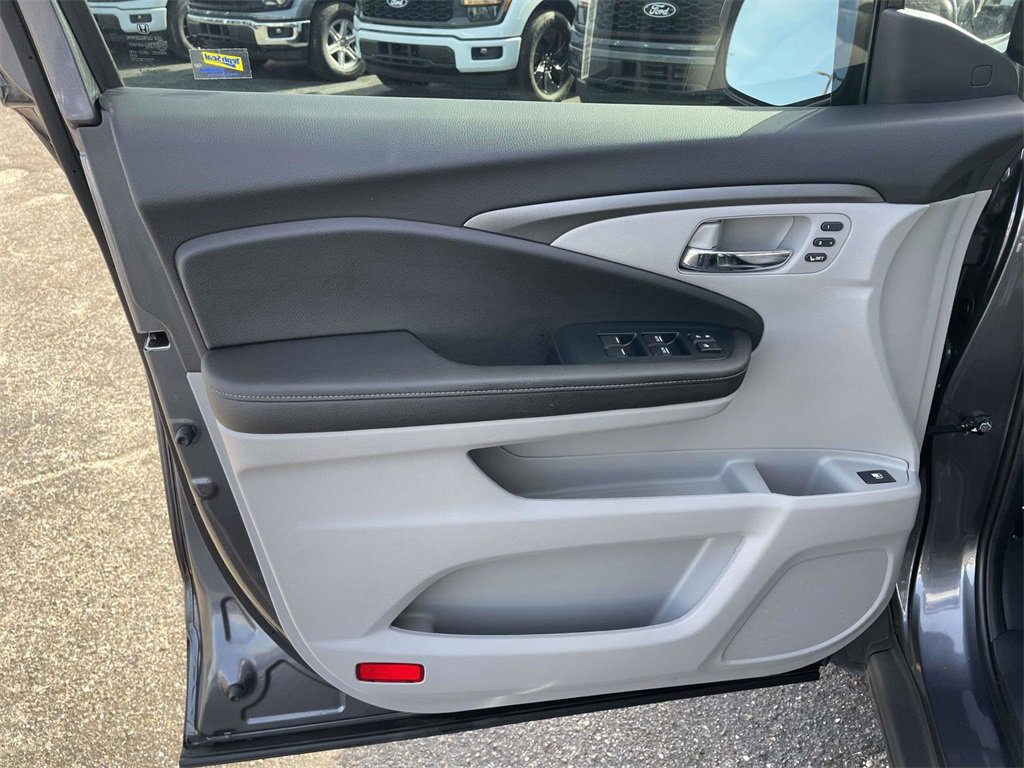 Used 2023 Honda Ridgeline RTL image 15