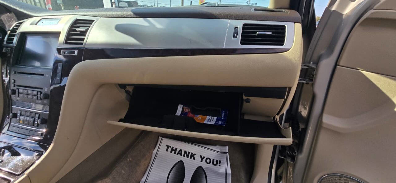 Used 2009 Cadillac Escalade ESV AWD image 45