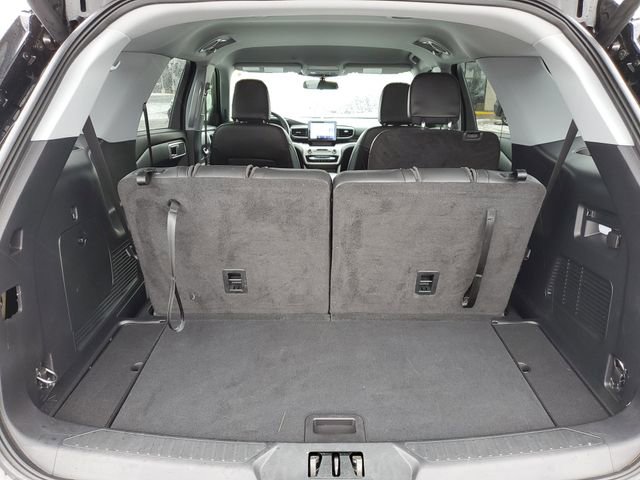 Used 2022 Ford Explorer XLT w/ Equipment Group 202A image 30