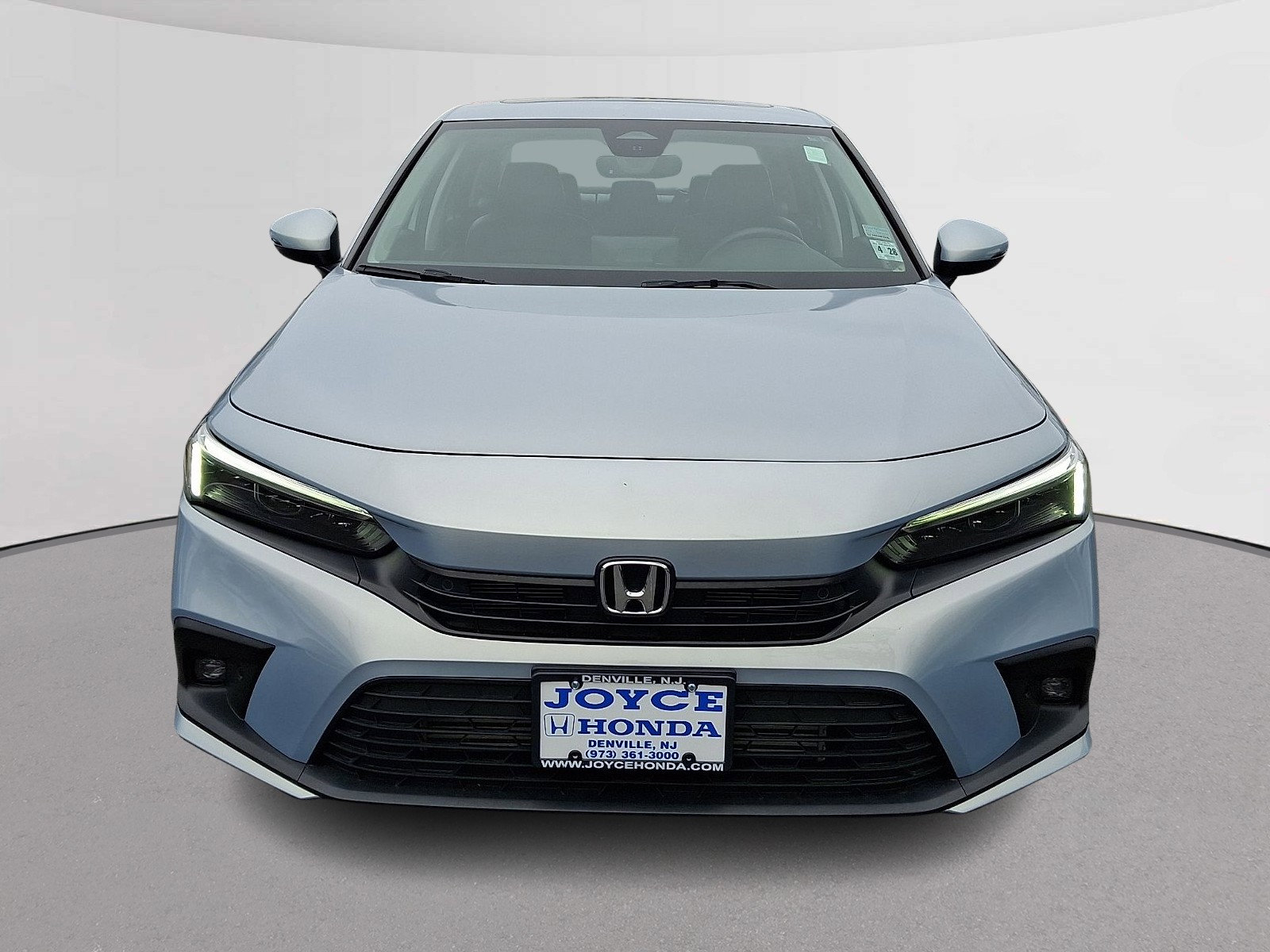 Certified 2023 Honda Civic Touring image 3