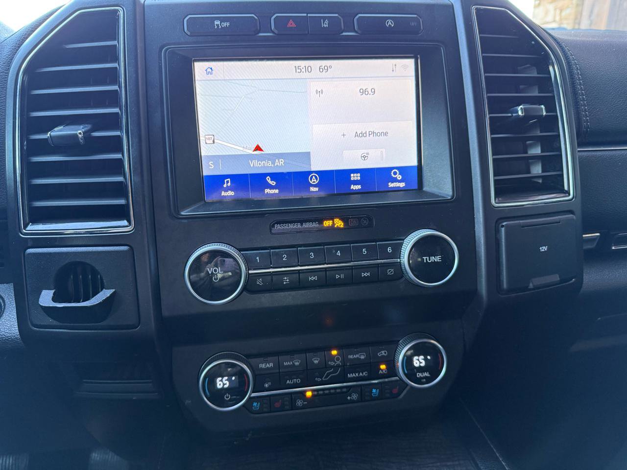 Used 2021 Ford Expedition Limited image 29