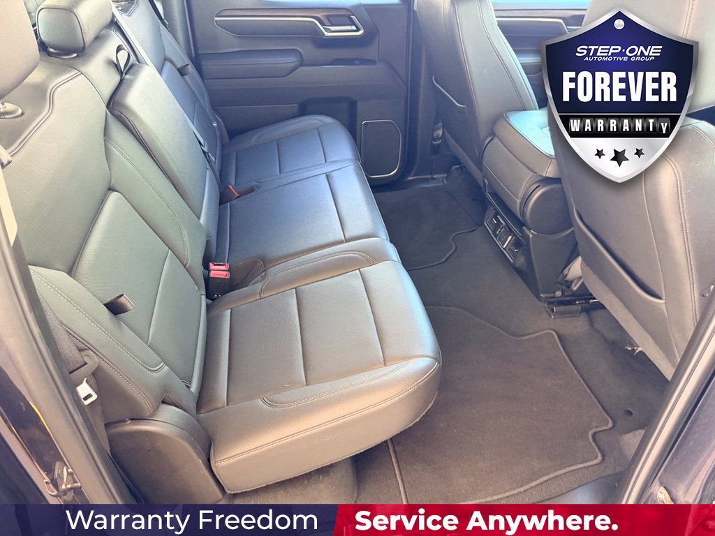 Used 2025 GMC Sierra 1500 SLT AWD/4WD image 34