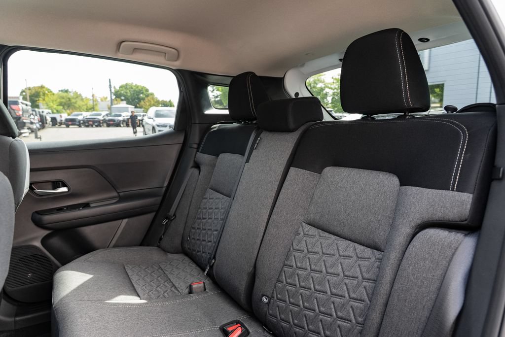 New 2026 Nissan Kicks SV AWD/4WD image 23