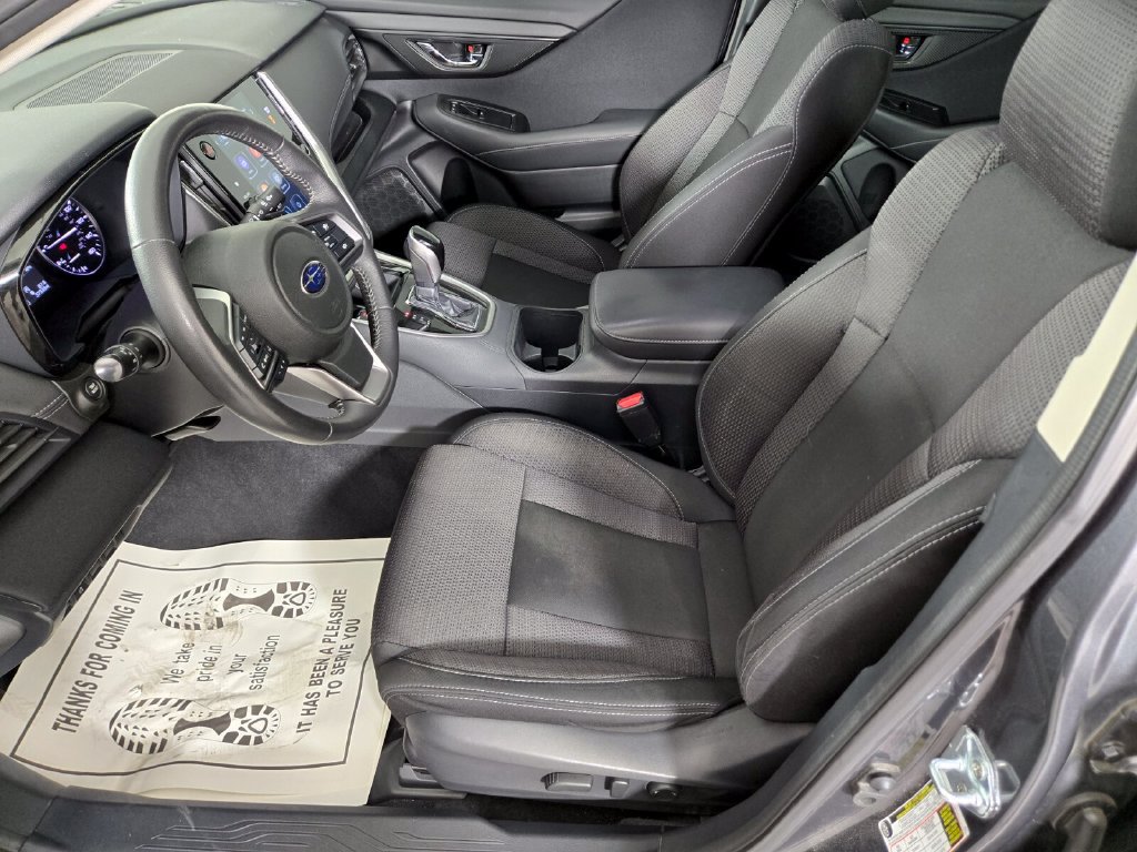 Certified 2025 Subaru Outback Premium AWD/4WD image 15