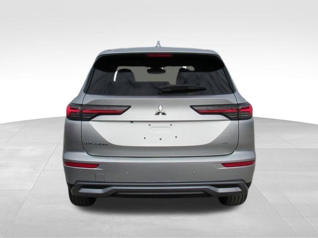New 2026 Mitsubishi Outlander SE FWD image 4