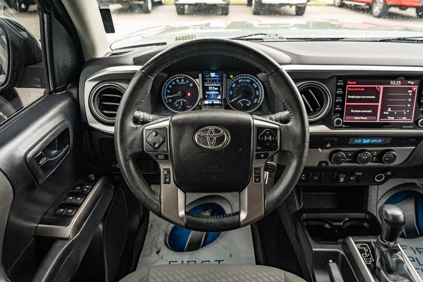 Used 2022 Toyota Tacoma SR5 w/ Technology Package RWD image 23