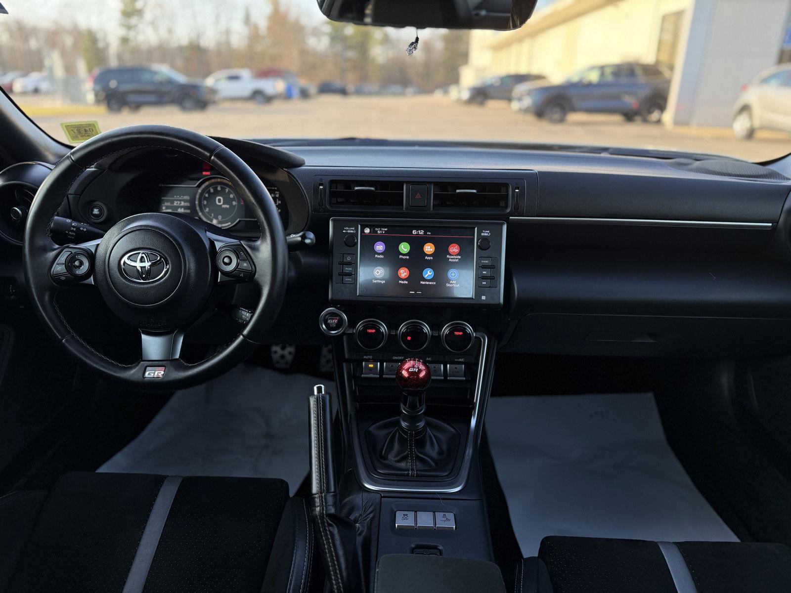 Used 2024 Toyota GR86 Premium image 24