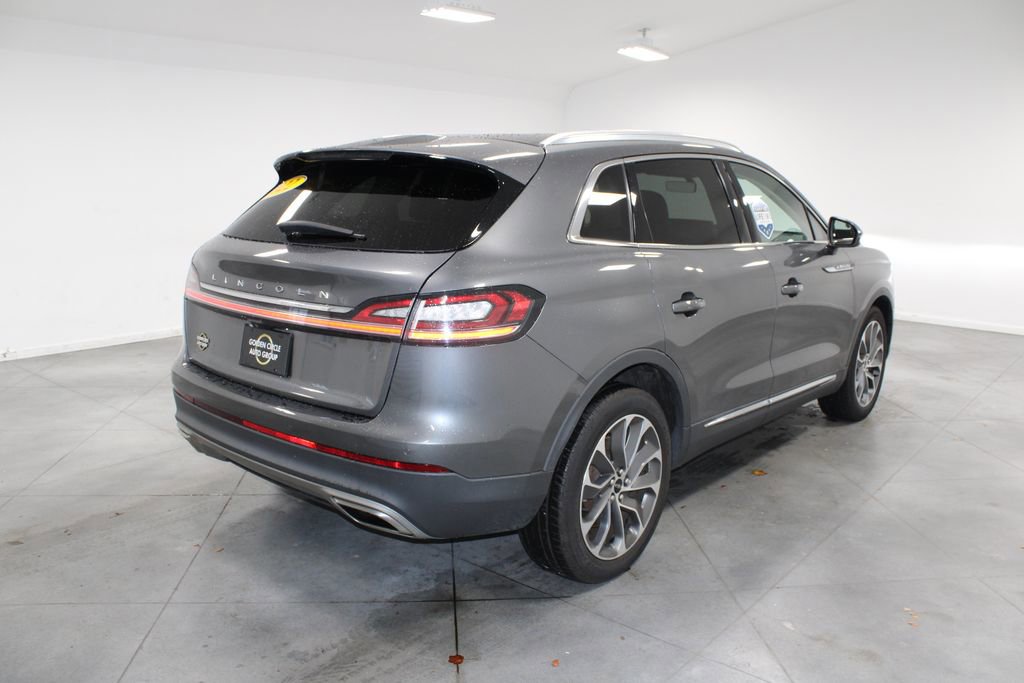 Used 2022 Lincoln Nautilus Reserve image 9