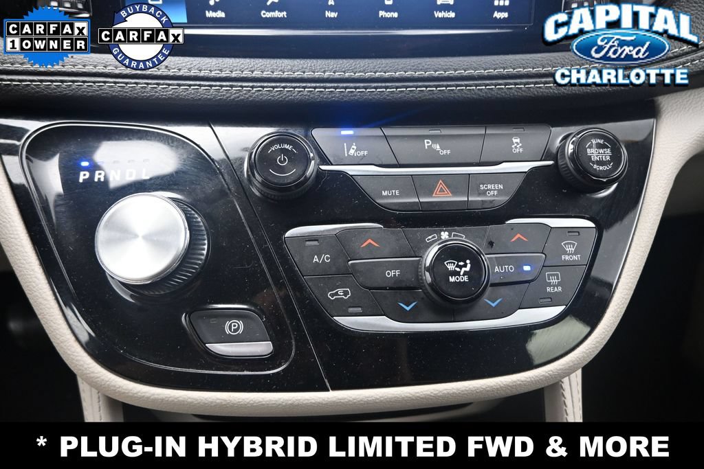 Used 2023 Chrysler Pacifica Limited FWD image 17