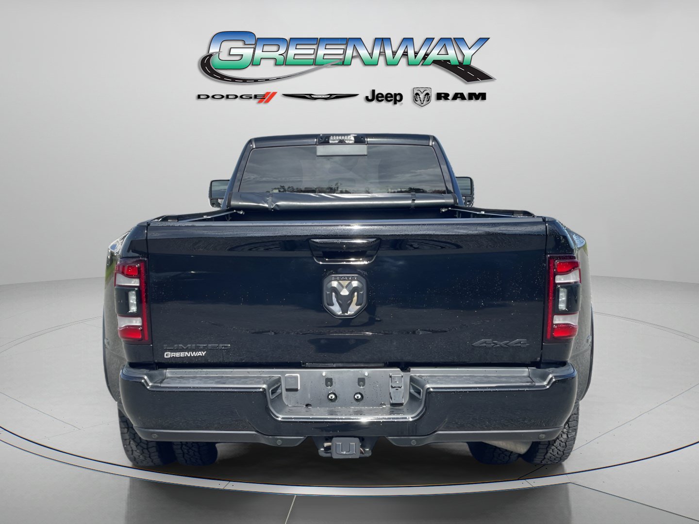 Used 2024 RAM 3500 Limited w/ Night Edition AWD/4WD image 3