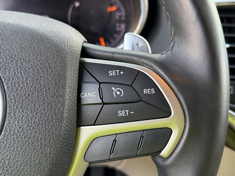 Used 2014 Jeep Grand Cherokee Laredo w/ Quick Order Package 23E RWD image 40
