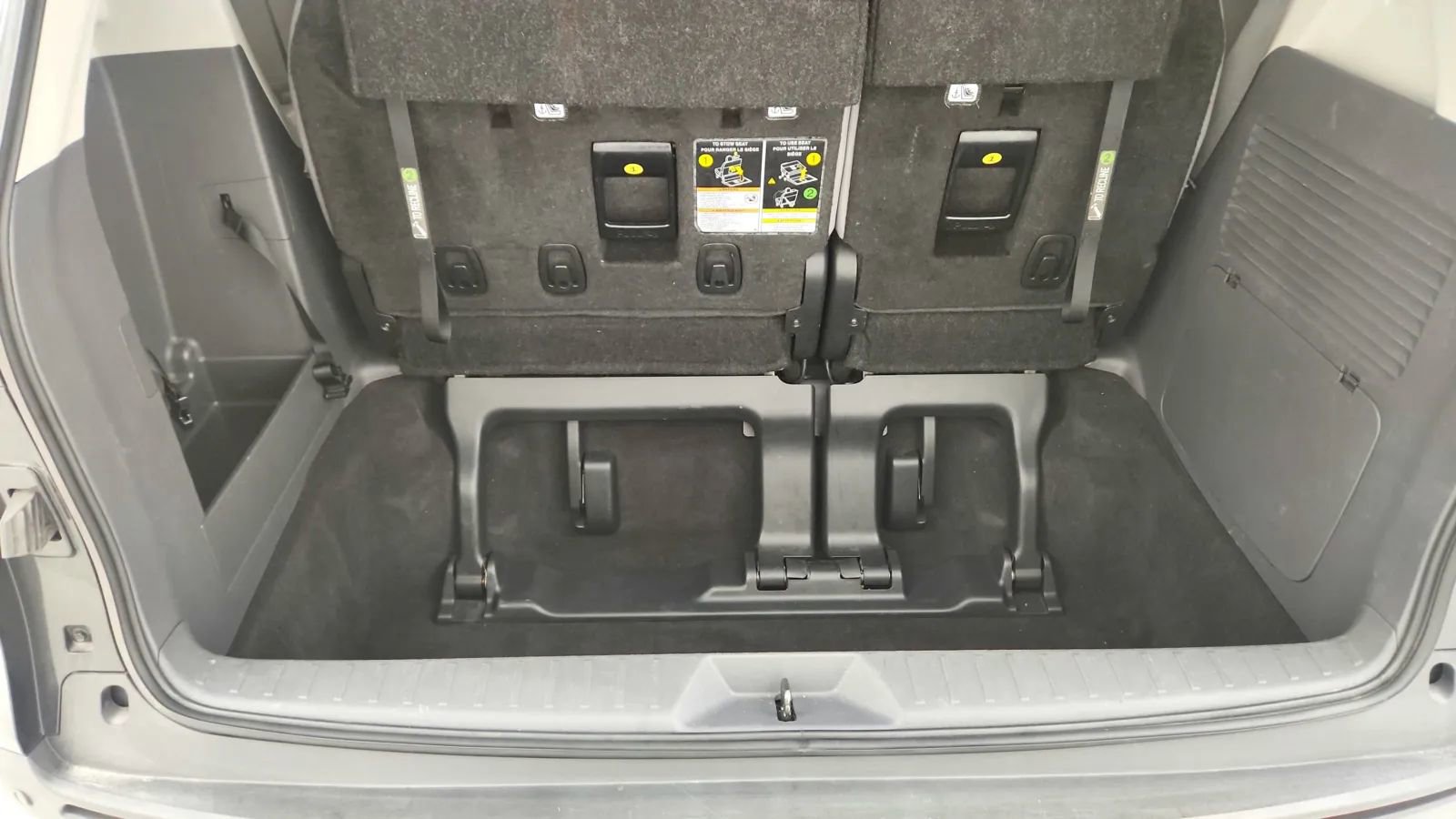 Used 2024 Toyota Sienna XLE image 19