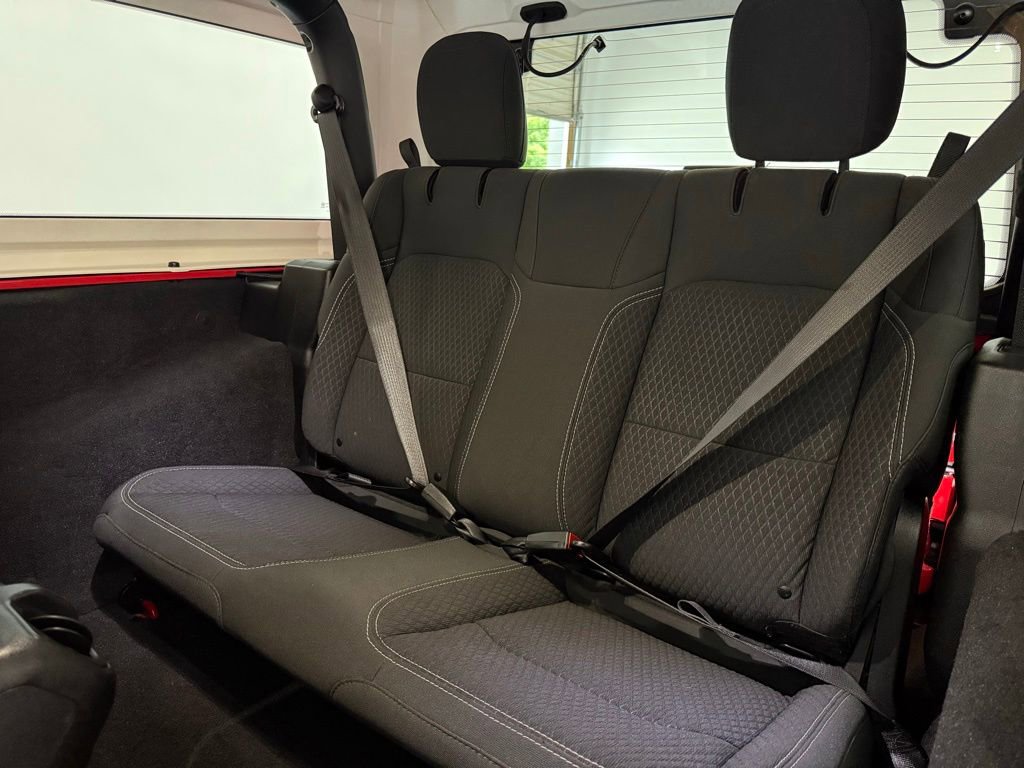 Used 2021 Jeep Wrangler Sport image 17