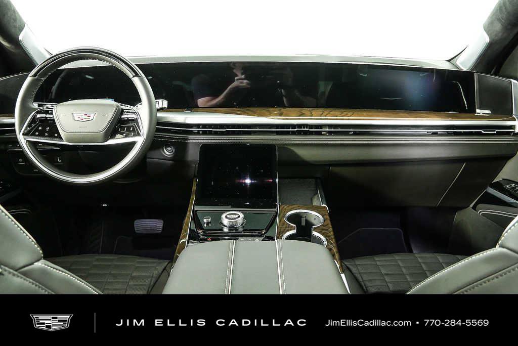 New 2026 Cadillac Escalade Platinum Sport AWD/4WD image 22