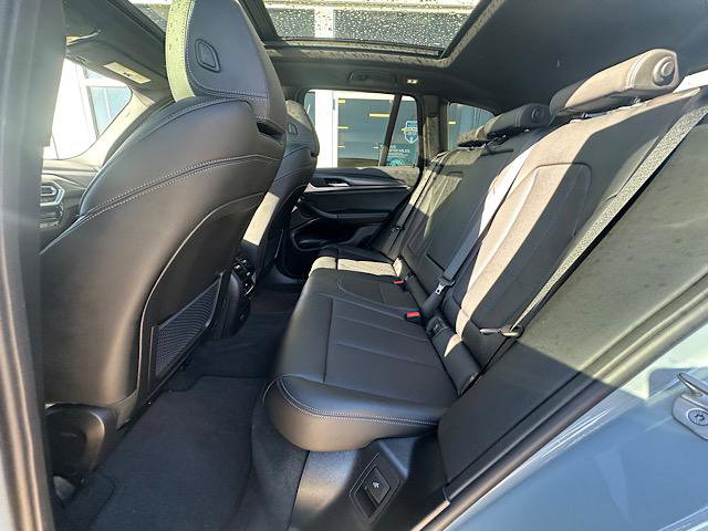 Certified 2024 BMW X3 M40i image 21