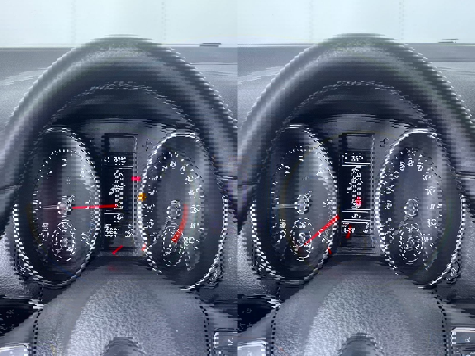 Used 2012 Volkswagen Golf TDI image 16