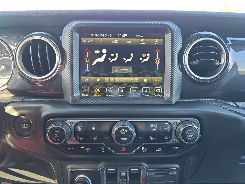 Used 2023 Jeep Wrangler Rubicon 392 image 29