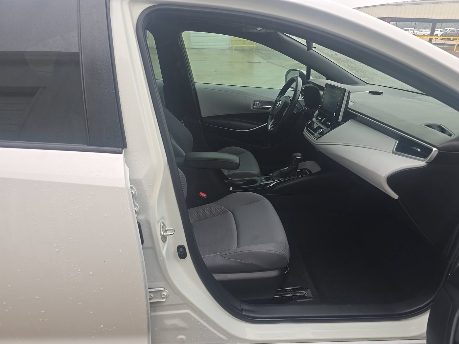 Used 2020 Toyota Corolla SE w/ SE Premium Package FWD image 14