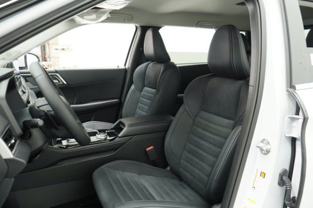 New 2026 Mitsubishi Outlander SE FWD image 7